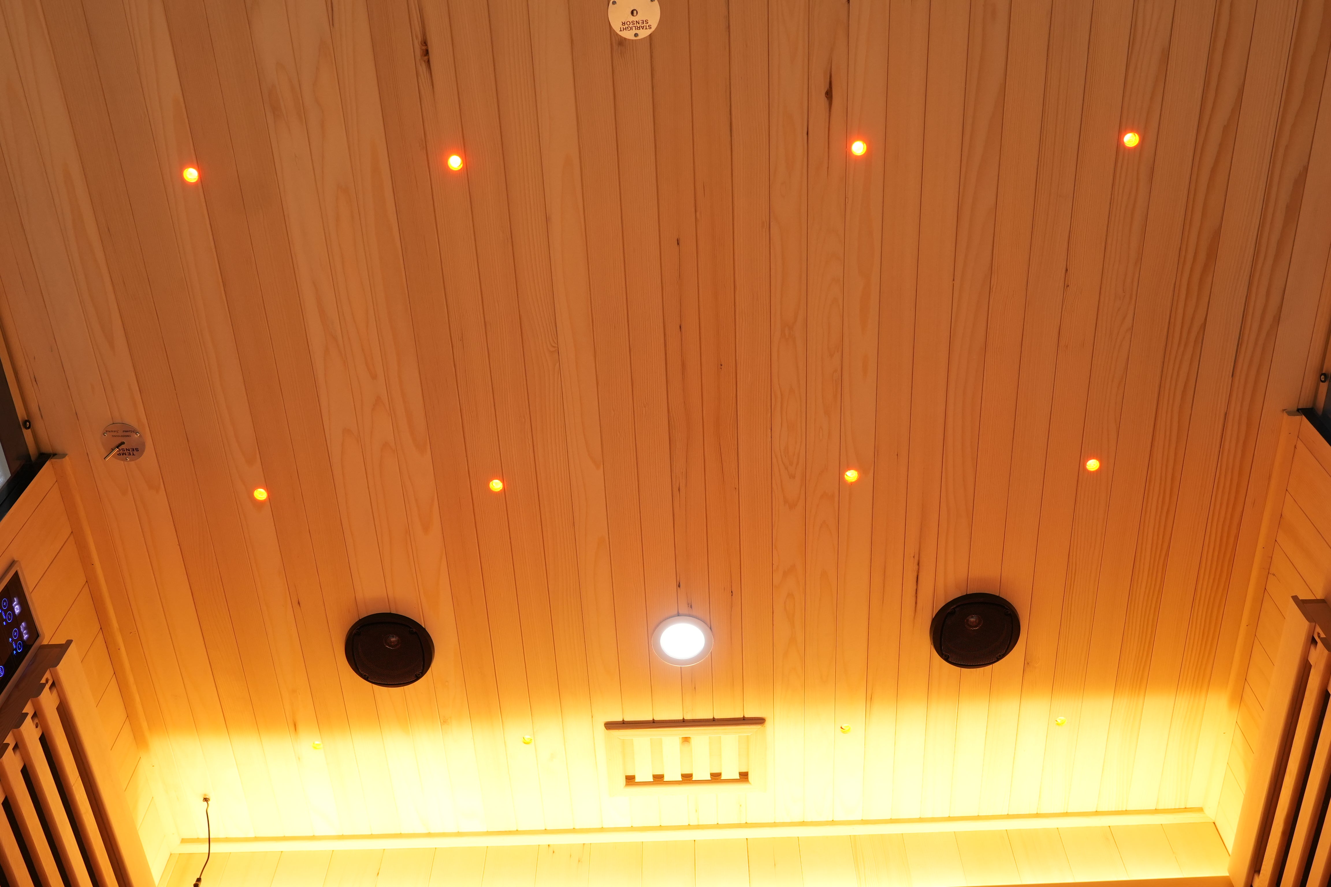 PRESTIGE™ Infrared Sauna Room_12