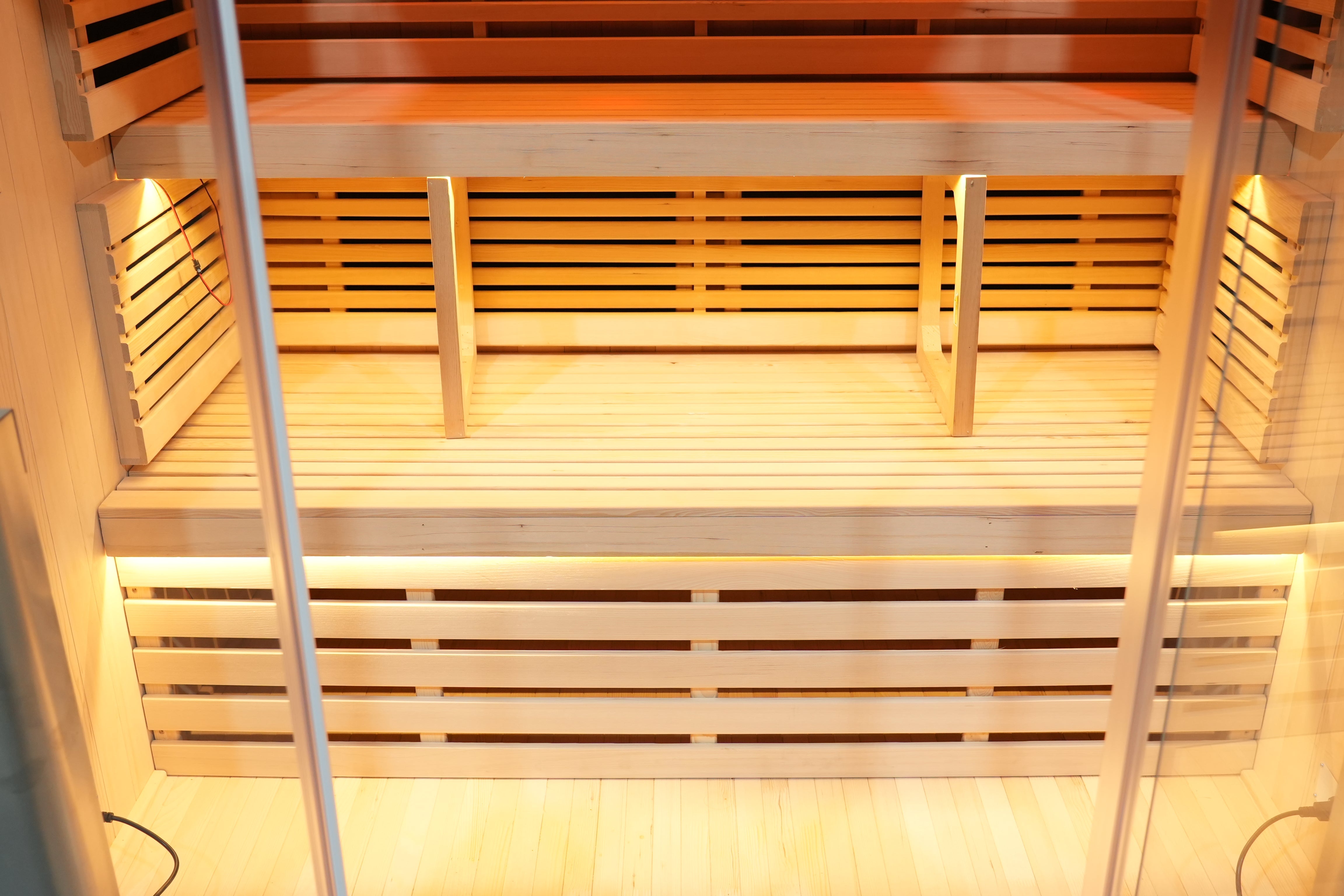 PRESTIGE™ Infrared Sauna Room_07
