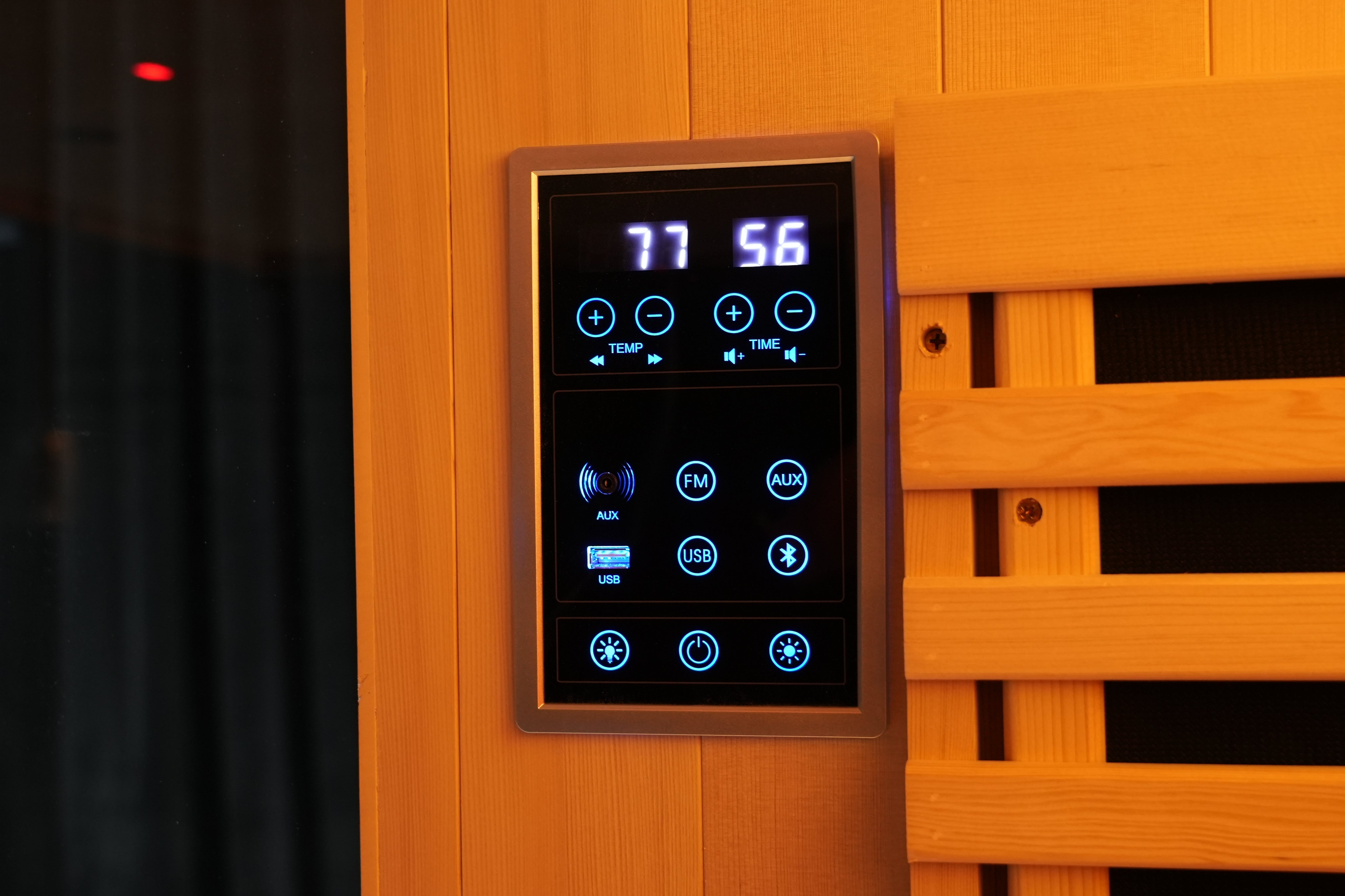 PRESTIGE™ Infrared Sauna Room_06